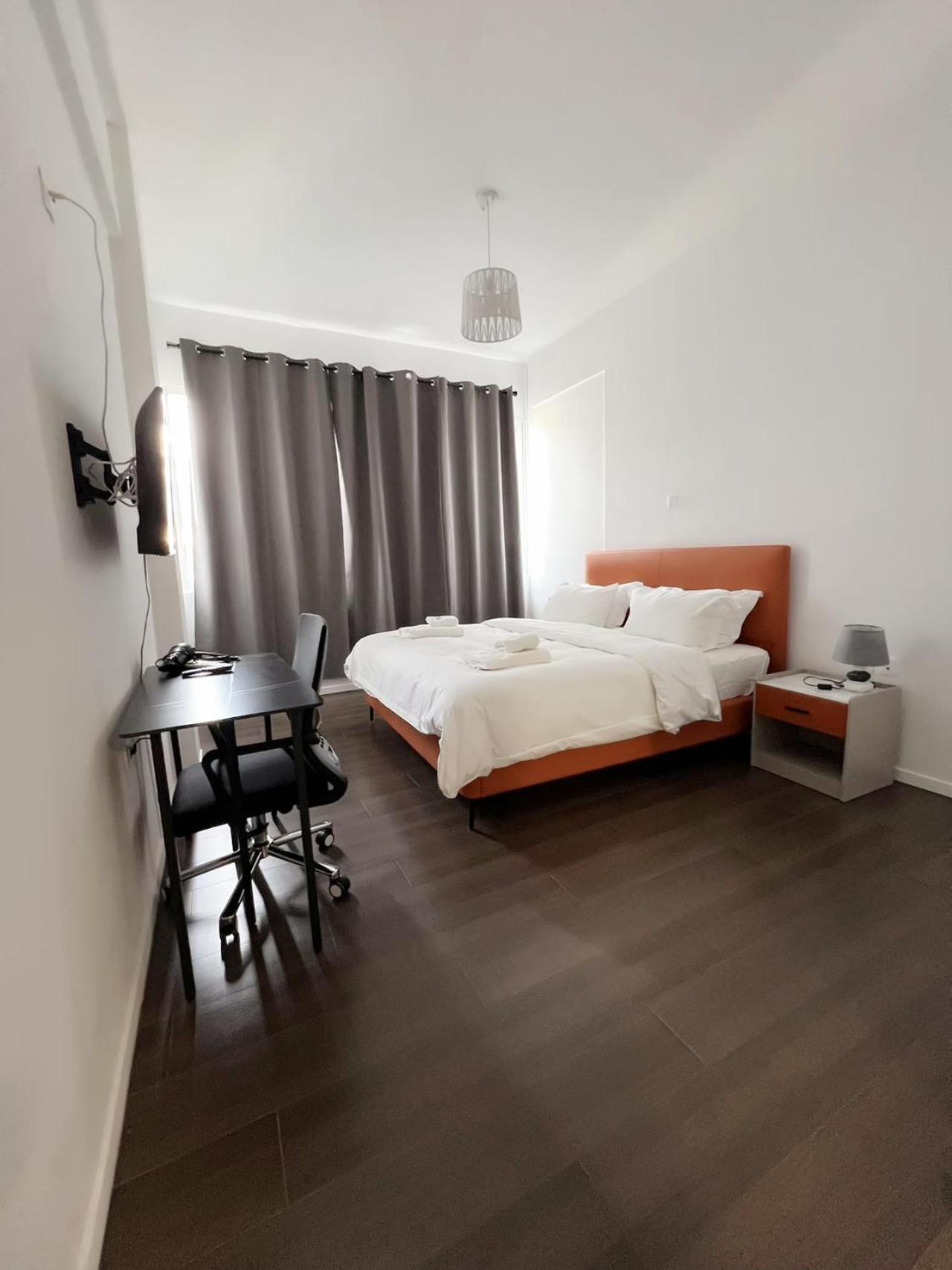 Anhome K11 Serviced Apartments Plus Atenas Exterior foto